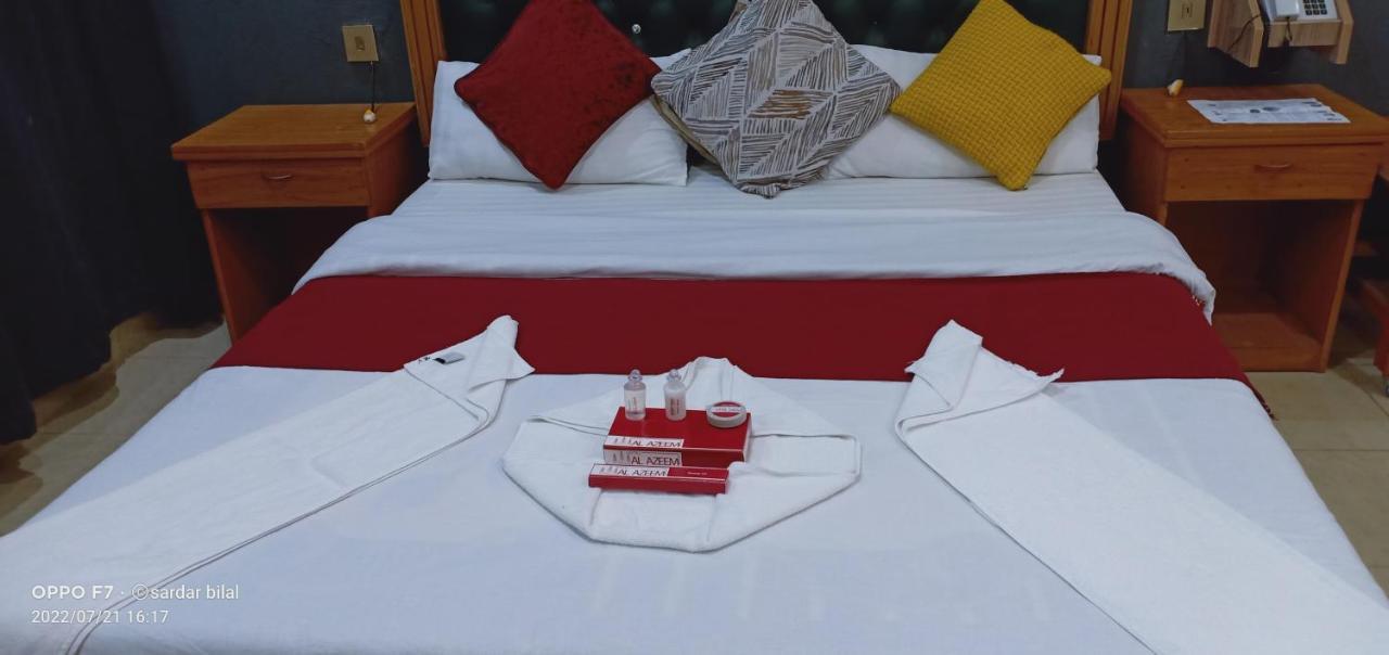 Hotel Al Azeem Аюбия Екстериор снимка