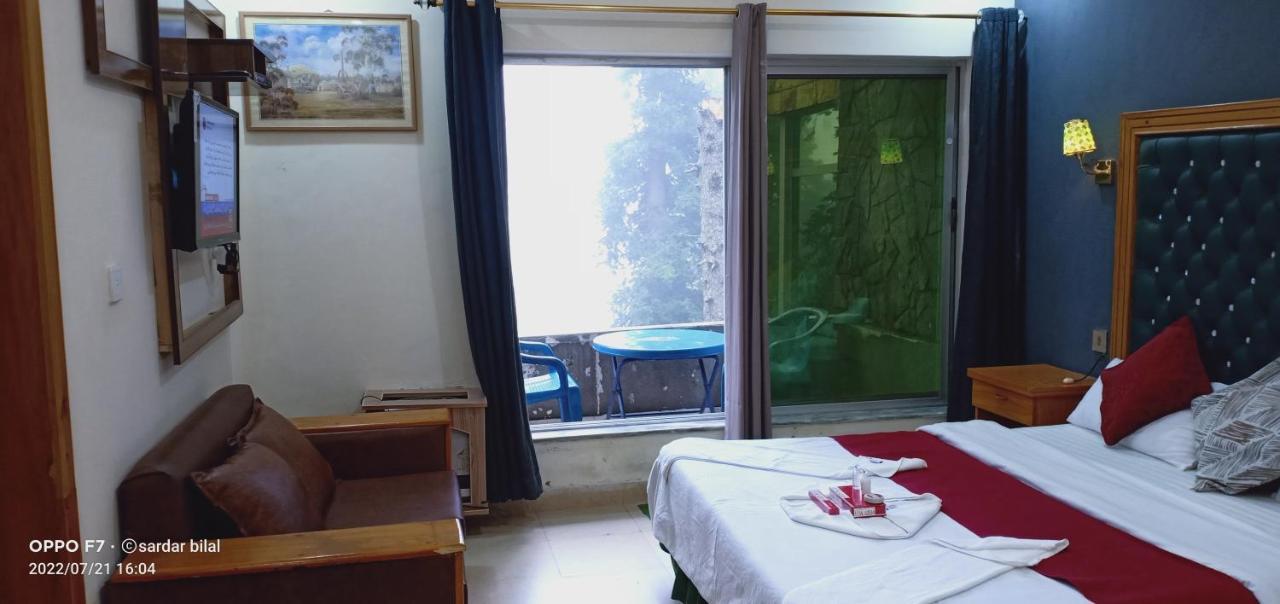 Hotel Al Azeem Аюбия Екстериор снимка